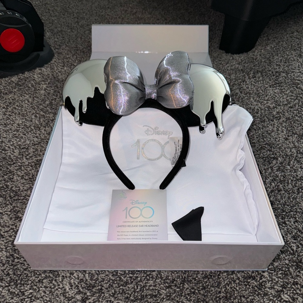 Disney100 Years Platinum Drip Celebration Minnie Mouse Ear Headband - NEW
